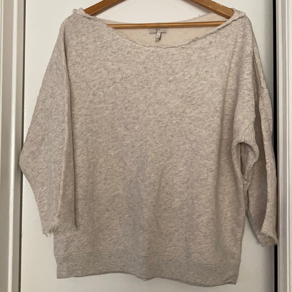 SOLD⭐️Joie distressed sweater